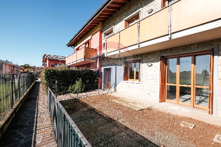 Foto Appartamento in via Fallaci, Chignolo d'Isola di 60 m² con 2 locali