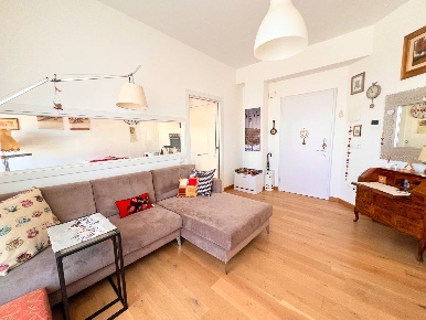 Foto Appartamento in Corso Umberto I, Pescara di 96 m² con 3 locali