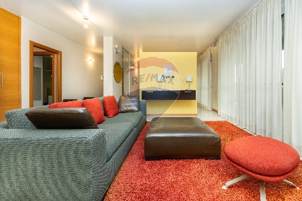 Foto Attico in piazza de gasperi, Gorgonzola di 250 m² con 7 locali