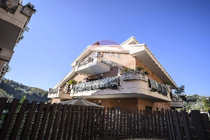 Foto Appartamento in via vigna del piano, Riano Centro di 80 m² in vendita