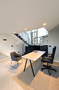 Foto Locale commerciale a Senigallia di 50 m² con 2 locali in vendita