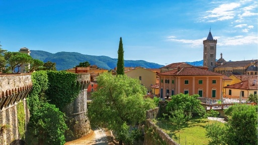 Foto Appartamento a Sarzana Centro di 50 m² con 2 locali in vendita