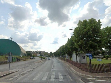 Foto Negozio a Torrita di Siena Centro con 2 locali in vendita