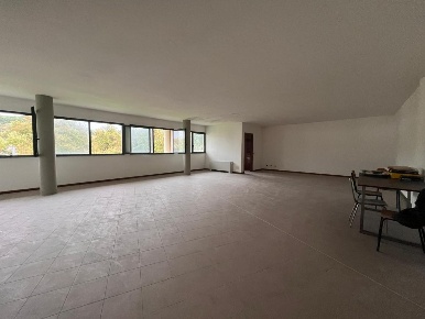 Foto Ufficio a Capannori Centro di 120 m² con 1 locali in vendita