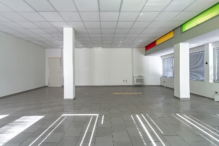Foto Ufficio a Empoli Stazione - Agenzia delle Entrate di 135 m² in affitto