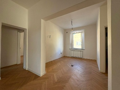 Foto Appartamento a Pontedera Centro di 130 m² con 5 locali in vendita