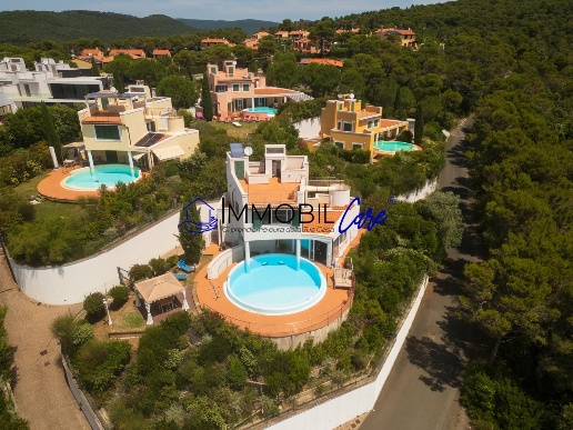 casa indipendente in vendita a Rosignano Marittimo in zona Nibbiaia