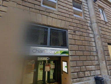 Foto Negozio a Siena Lizza - Camollia di 104 m² con 3 locali in vendita