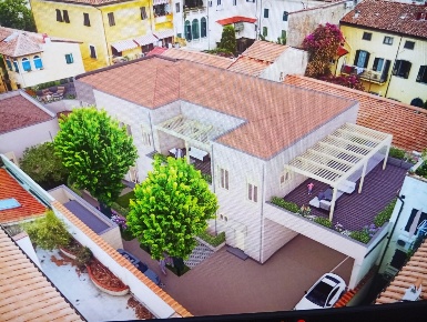 Foto Appartamento a Pisa San Francesco di 96 m² con 4 locali in vendita
