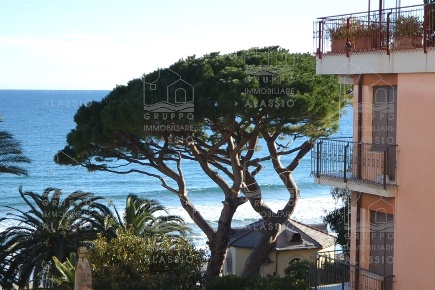 Foto Appartamento a Alassio Passeggiata Cadorna, Porto di 100 m² in affitto
