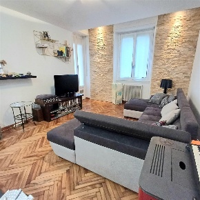 Foto Appartamento a Lonate Ceppino di 150 m² con 5 locali in vendita