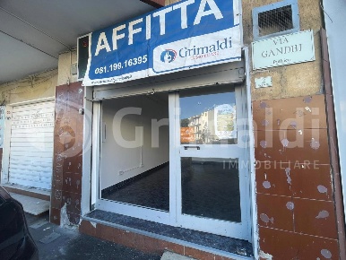 Foto Negozio in Via Gandhi 2, Quarto di 30 m² con 1 locali in affitto