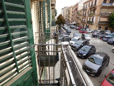 Foto Appartamento in Via Salamone Marino 63, Palermo Oreto - Perez