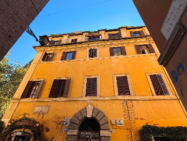 Foto Appartamento in via della Lungaretta 55, Roma Trastevere di 68 m²