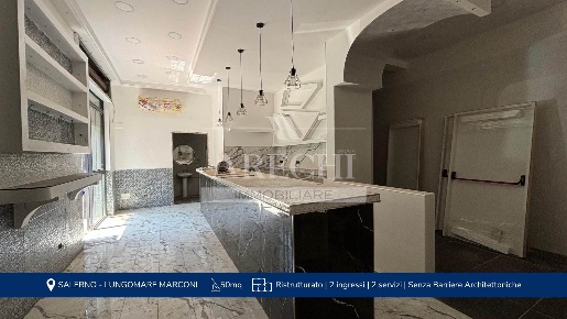 Foto Negozio a Salerno Pastena - Pastena Alta di 50 m² con 1 locali