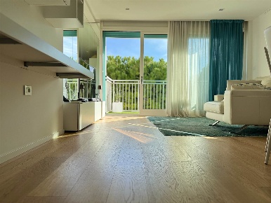 Foto Appartamento a Jesolo Lido Centro Ovest di 130 m² con 6 locali