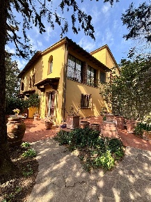 Foto Casa indipendente a Montespertoli di 160 m² con 6 locali in vendita