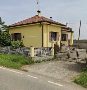 Foto Casa indipendente a Mortara Centro di 126 m² con 3 locali in vendita