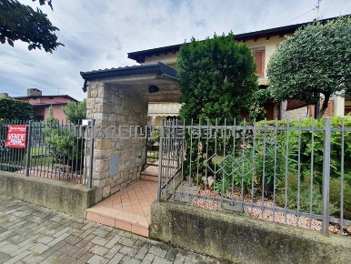 Foto Appartamento in -, Calcinate di 70 m² con 2 locali in vendita