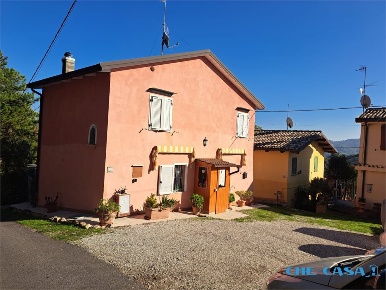 Foto Villa unifamiliare in Via Val Di Ranco, Montefiore Conca di 90 m²