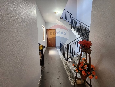 Foto Appartamento in Via Lavina, Aci Sant'Antonio Centro di 100 m²