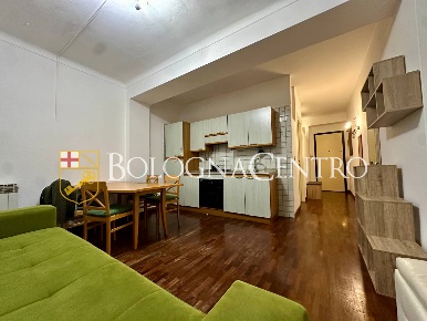 Foto Appartamento in Via San Felice, Bologna San Felice di 43 m² in affitto