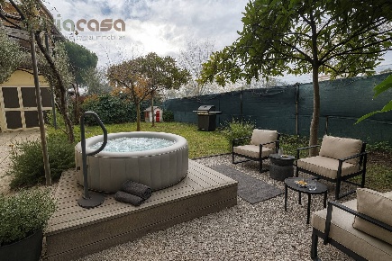 Foto Appartamento in Viale Tasso, Riccione Alba Mare di 120 m² con 7 locali