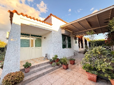 Foto Villa unifamiliare in VIA DELLE MUSE, Siracusa Fontane Bianche