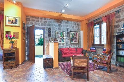 Foto Appartamento in Via Valle Piatta, Viterbo di 100 m² con 3 locali