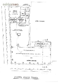 Foto Locale commerciale in Viale Regina Elena, Rimini Lagomaggio di 160 m²