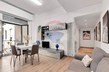Foto Appartamento in Viale Tunisia, Milano Repubblica di 60 m² con 2 locali