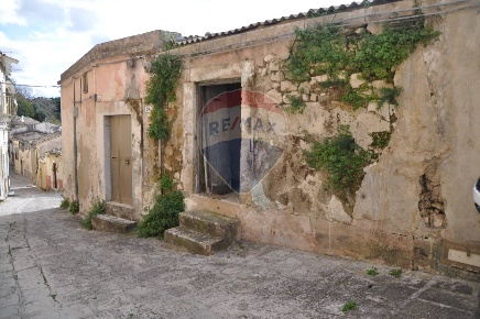 Foto Casa indipendente in via aquila sveva, Ragusa Ibla di 46 m² in vendita