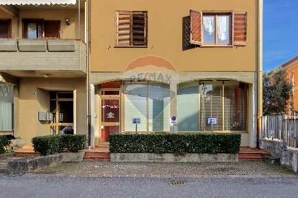 Foto Locale commerciale in DON LUIGI ROCCHI, Dalmine Centro, Sforzatica