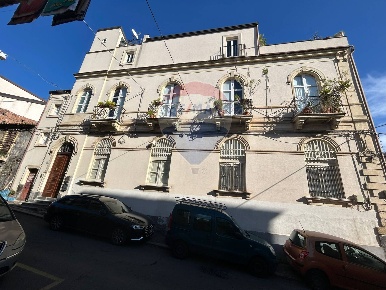 Foto Case semi ndipendenti a Catania Centro Storico di 170 m² con 3 locali