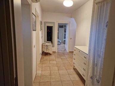 Foto Appartamento a Ravenna di 360 m² con 11 locali in affitto