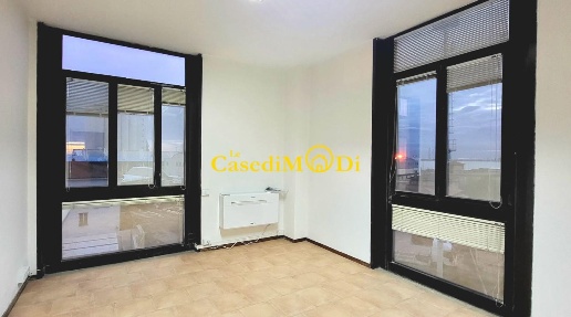 Foto Ufficio a Livorno Porto di 42 m² con 2 locali in affitto