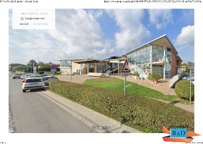 Foto Locale commerciale a Colle di Val d'Elsa di 120 m² con 3 locali