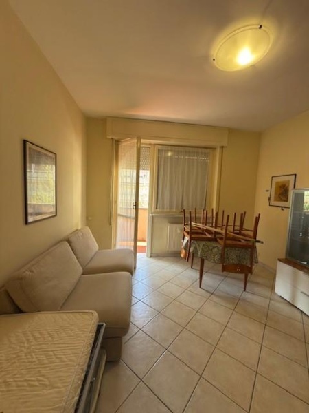 appartamento in vendita a Carrara in zona Marina di Carrara