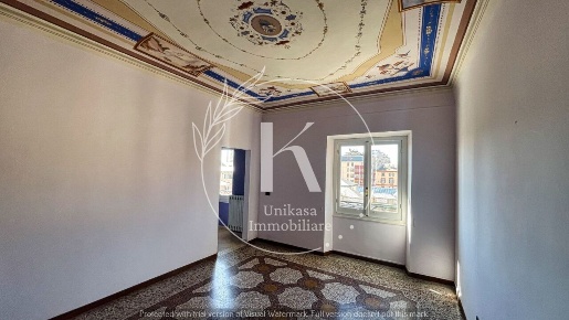 Foto Appartamento in Piazza Sisto IV 1, Savona Centro Storico di 115 m²