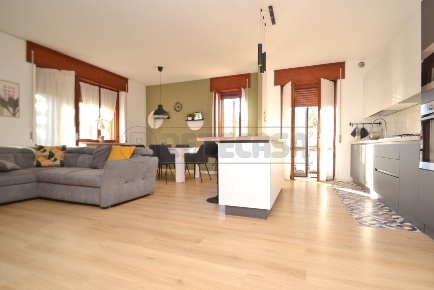 Foto Appartamento a Valdagno Centro di 118 m² con 6 locali in vendita