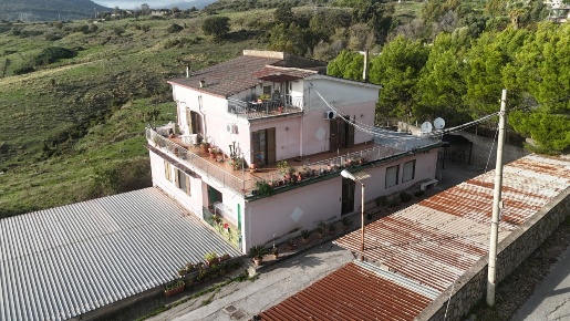 Foto Villa bifamiliare in via del giubileo duemila 8, Giffoni Valle Piana