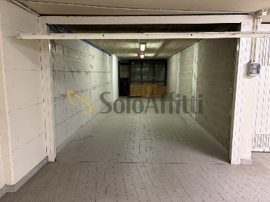 Foto Posti auto in Strada del Lionetto 38, Torino Parella di 35 m²