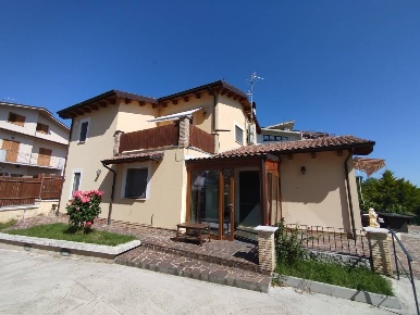 Foto Casa indipendente in Via Europa 5, San Martino sulla Marrucina Centro