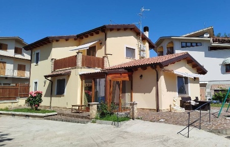 Foto Casa indipendente in Via Europa 5, San Martino sulla Marrucina Centro
