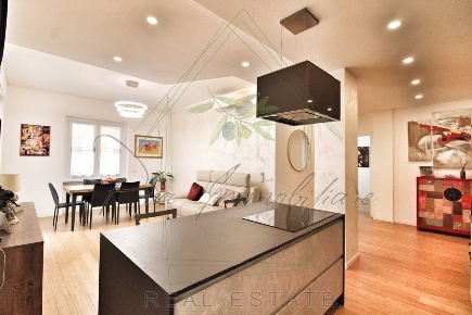 Foto Appartamento in Via della Libertà 28, Rapallo di 110 m² con 3 locali