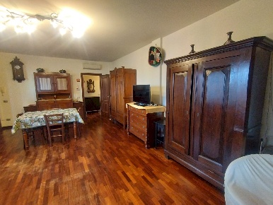 Foto Appartamento in Strada Formigina, Modena Villaggio Zeta di 135 m²