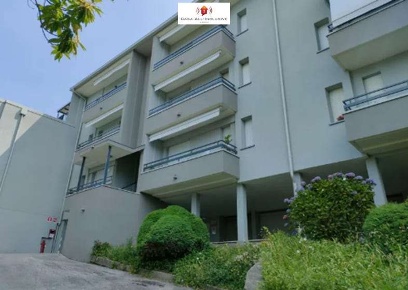 Foto Appartamento in VIA MONTORFANO, Lipomo di 101 m² con 3 locali