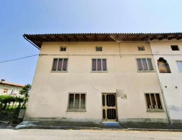 Foto Villa a schiera in Via Diaz, Mereto di Tomba Centro di 313 m² all'asta