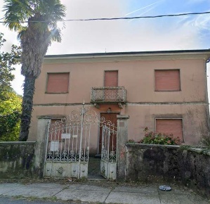 Foto Case indipendenti in Via IV Novembre, Sangiano di 429 m² con 1 locali