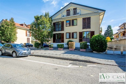 Foto Appartamento in via della Chiesa 3, Magnago Centro di 108 m²